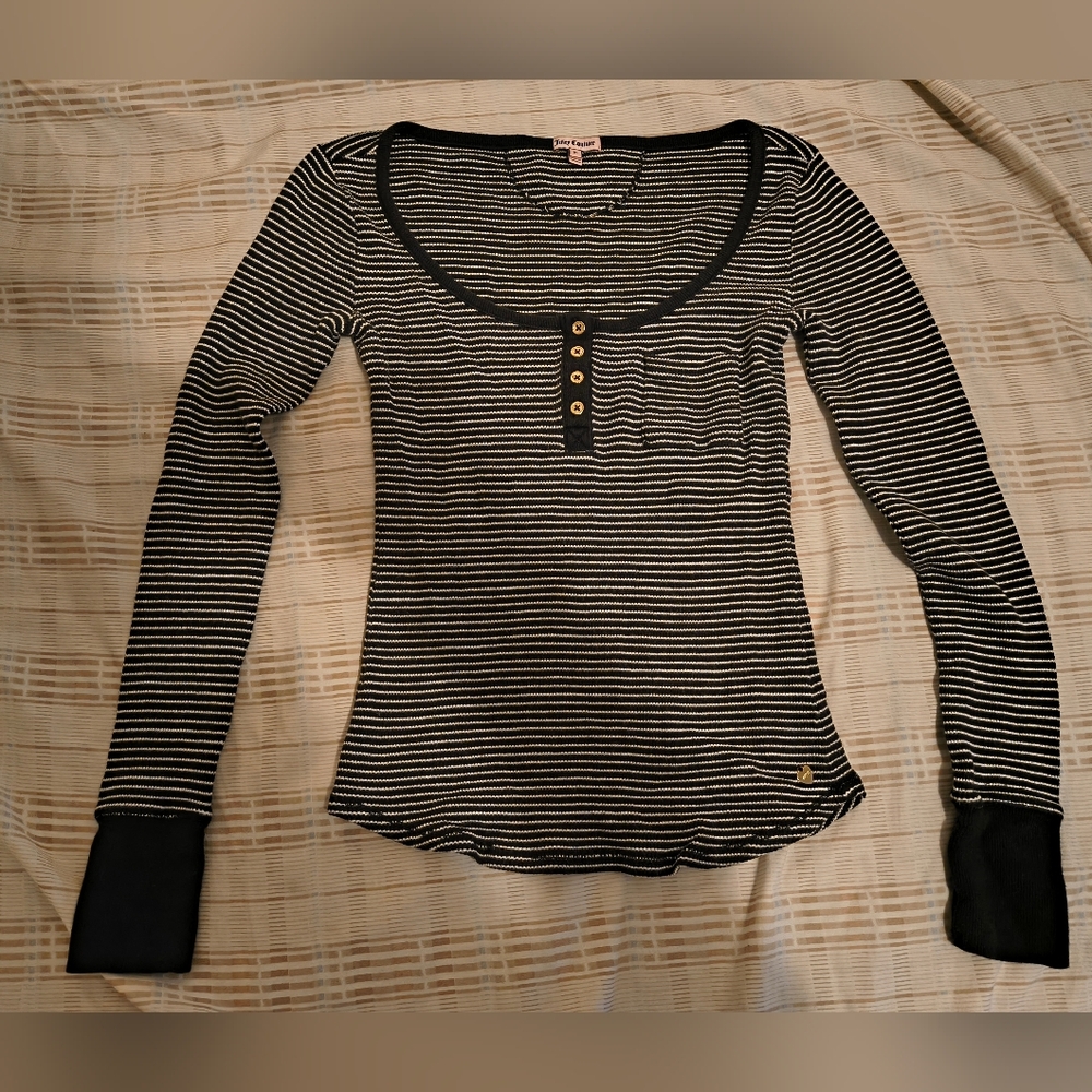 Juicy Couture Black And White Thermal Henley